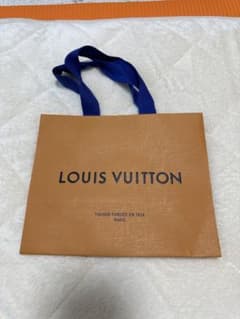 ルイヴィトン　LV ショッパー　紙袋のサムネイル