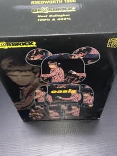 Oasis Knebworth 1996 Bearbrickのサムネイル