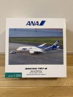 ⭐︎ ANA Boeing 787-8 JA801A 1:200 中古　⭐︎ ⭐︎ ANA Boeing 787-8 JA801A 1:200 中古 ⭐︎ - メルカリ