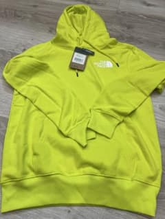 ノースフェイス　パーカーのサムネイル