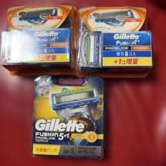 Gillette Fusion5+1 替え刃 8個入り➕1個増量 - メルカリ