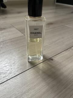 CHANEL 1957 ユニセックス香水のサムネイル
