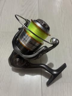 DAIWA SWEEPFIRE XR 2500 スピニングリールのサムネイル