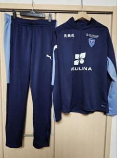 横浜FC ウォーミングアップウェア上下 XL フルスポンサー 長袖 横浜FC ウォーミングアップウェア上下 XL フルスポンサー 長袖 - メルカリ