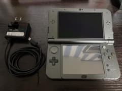 Newニンテンドー3DS LLのサムネイル