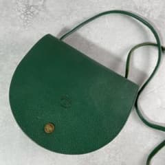 美品✨イルビゾンテ ショルダーバッグ ハーフムーン型 バイソンロゴ 