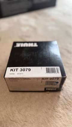 THULE KIT 3079 キャリアベース取付キットのサムネイル