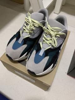 adidas YeezyBoost700 Wave Runner 最終値下げのサムネイル