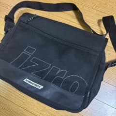 Almostblue X Iziro MESSENGER BAGのサムネイル