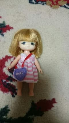 リカちゃん人形マキちゃんのサムネイル