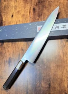 義弘作 和牛刀 包丁 9寸 VG-1鋼 全鋼 山脇刃物製作所 縞黒檀水牛八角柄