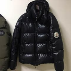 正規品 希少なデカロゴ  モンクレール ヒマラヤのサムネイル