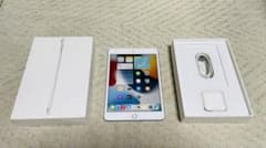 iPad mini 4 128 GB シルバー Wi-Fi + cellularのサムネイル