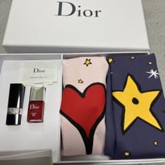 ディオール♡ノベルティ♡巾着のサムネイル
