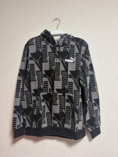 PUMA 総柄ロゴ プルオーバーパーカー Lサイズのサムネイル