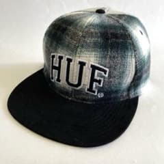 HUF 캡 넬 소재