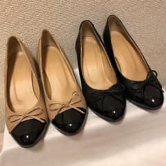 美品　neue diffusion パンプス   ヒール　22cm 2足セットのサムネイル