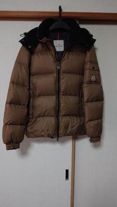 はなこやクリーニング済み　美品正規品！モンクレールバジーレ サイズ0モカブラウンのサムネイル
