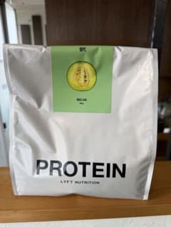 LYFT NUTRITION WPC メロン風味 900g ホエイプロテイン - メルカリ