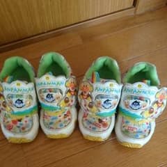 幼児シューズのサムネイル