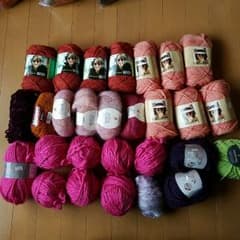 毛糸のセットのサムネイル