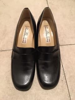 ローファー 黒のサムネイル