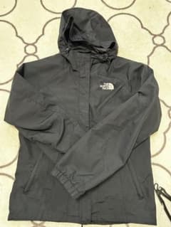 美品！THE NORTH FACE ブラック マウンテンパーカーのサムネイル