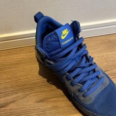 NIKEスニーカー　インターナショナリスト　ブルー✖️イエローのサムネイル