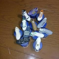 adidasペットボトル、靴フィギュア！のサムネイル