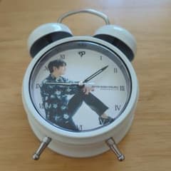 及川光博　目覚まし時計　黒 及川光博 目覚まし時計 白（中古品） - メルカリ