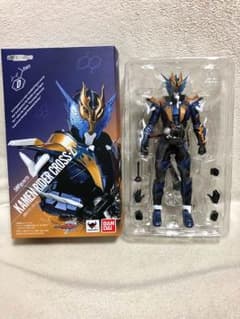 s.h.フィギュアーツ 仮面ライダークローズのサムネイル