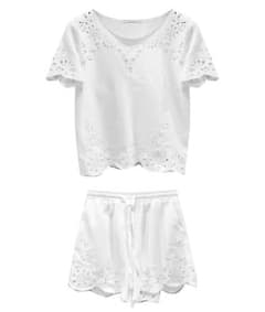 ERMANNO SCERVINO ホワイトセットアップ 綿　刺繍入り　Mサイズのサムネイル
