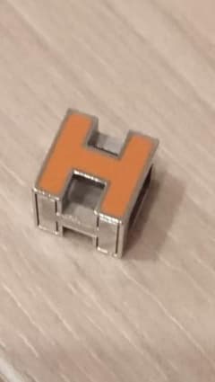 【最終価格】エルメス Hキューブ ネックレストップ オレンジのサムネイル