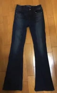 AMERICAN EAGLE OUTFITTERSデニムパンツのサムネイル