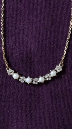 りん♡ 様  パールビジューネックレスのサムネイル