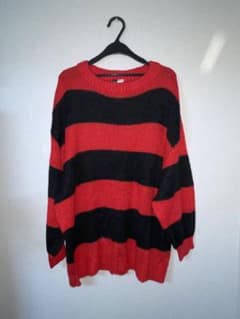 H&M ボーダーニット　赤のサムネイル