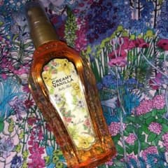 値下げ♡ボディミスト バニラ♡ヴァシリーサのサムネイル