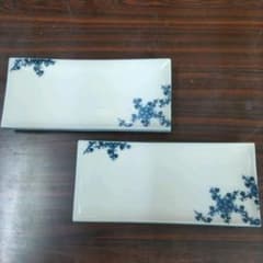新品 青い花模様の長方形皿2枚セット 細長角皿 - メルカリ