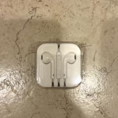Apple EarPods 3.5mmプラグ 有線イヤホン 本体 純正のサムネイル