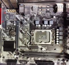 【美品/動作済】GIGABYTE H810M K マザーボードのサムネイル