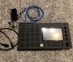 カッコ様専用☆AKAI MPCLIVE☆のサムネイル