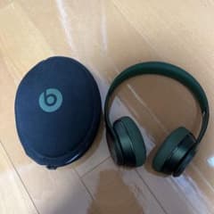 Beats Solo ヘッドホン(有線)のサムネイル