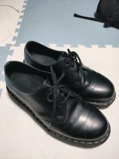 ドクターマーチン　DR.MARTENS　3ホールのサムネイル