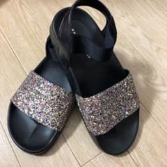 さくさくぱんだ さま専用☆ジェリービーンズ グリッターサンダルのサムネイル