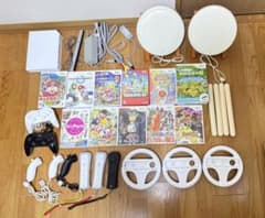[중고] Wii 본체 + 주변기기 + 게임 소프트 11개 세트