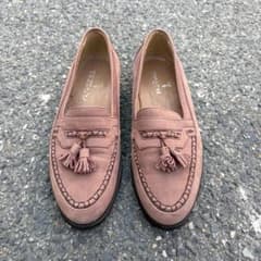 TRUSSARDI トラサルディ タッセルローファー 革靴 本革 ピンクベージュのサムネイル