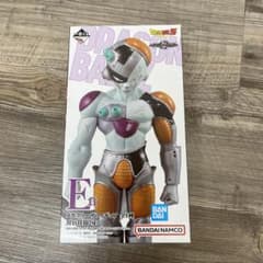 新品未開封　E賞メカフリーザのサムネイル