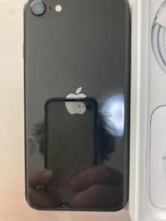 Apple iPhone SE 第2世代 64GB ブラック MHGP3J/Aのサムネイル