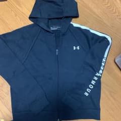 アンダーアーマー パーカーのサムネイル