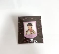 BTS MAGIC SHOP アクリルバッジ Vのサムネイル